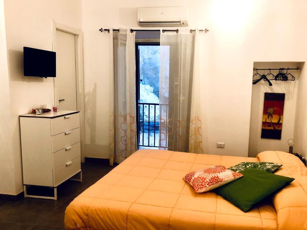 Hotel Casa Sofia à Naples Extérieur photo