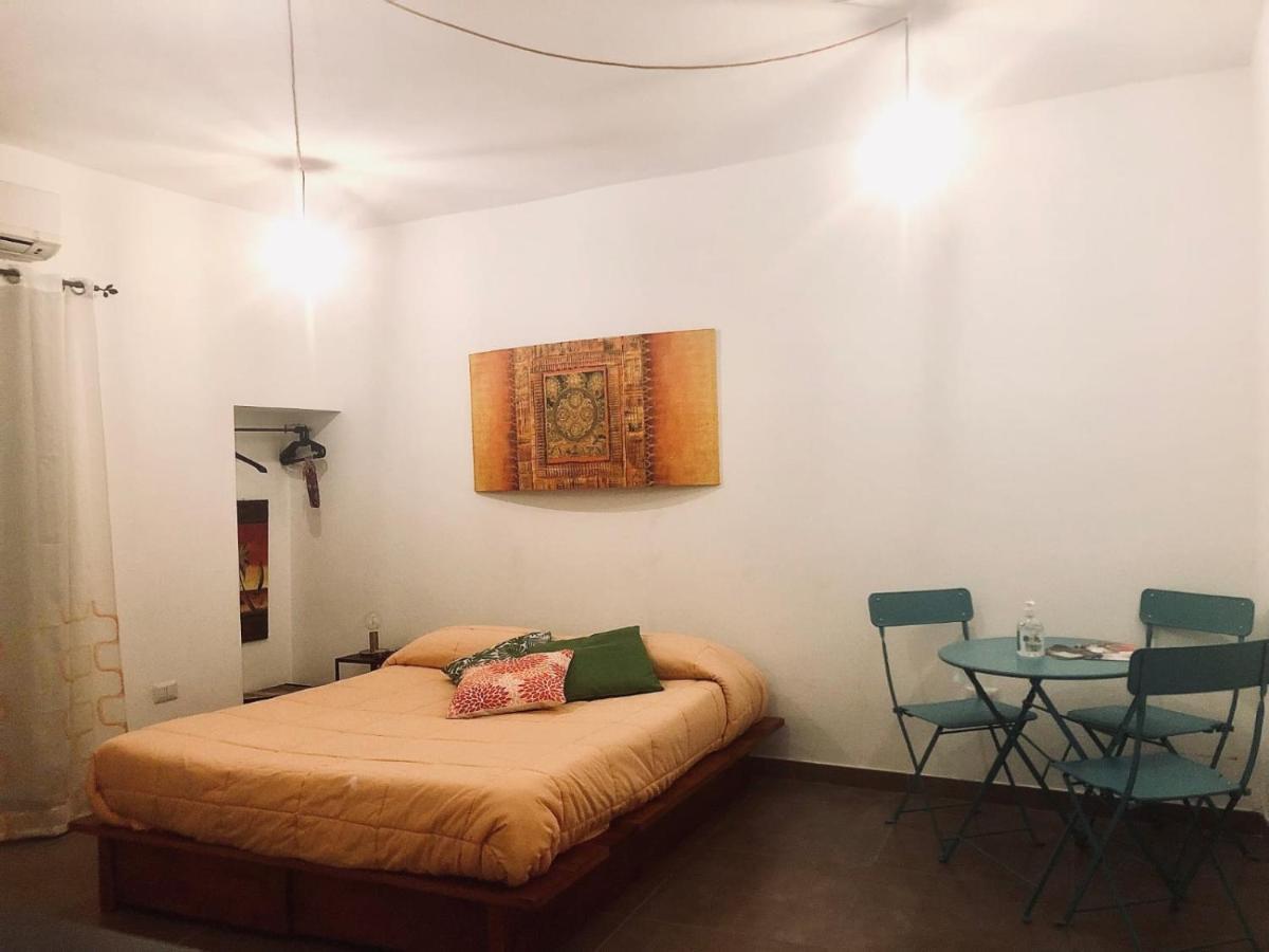Hotel Casa Sofia à Naples Extérieur photo